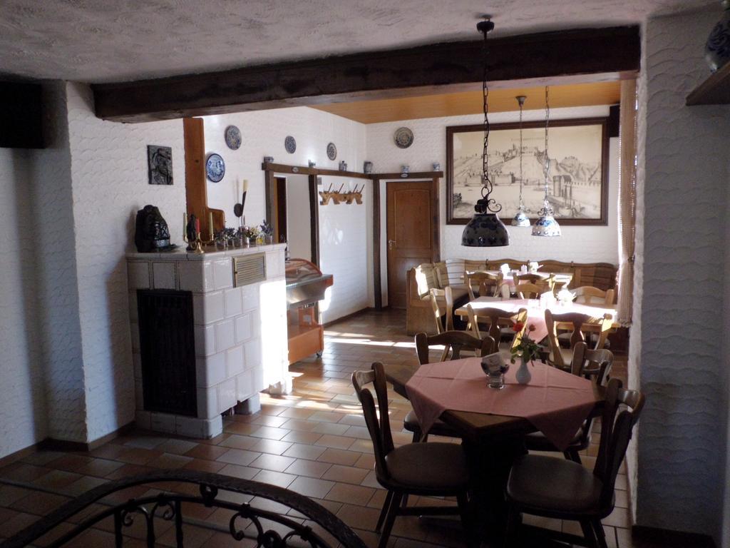 Hotel Restaurant Zur Pfanne Urbar  Exterior photo